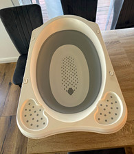 Faltbare Baby-Badewanne mit Standfüßen, Weiß/Grau, ca. 82 x 48 x 23,5 cm Baby-Badewanne price