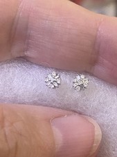 Schöne Cluster-Ohrstecker 9 kt Weißgold Diamant Schneeflocke mit Rückseiten 4 mm Diamond Earrings price