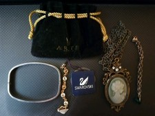 Swarovski jewelry set, 18K Italy bracelet, 925 silver bracelet and pendant. Swarovski Bracelet price