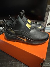 Nike Fkex Runner 4SE (PS) Negro Y Dorado - 1.5 Y Con Caja Patucos de niño price