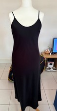 Vestido UNIQLO Negro Cami Midi M Minimalista Sin Mangas Tirantes Ajustables Slip Vestido price