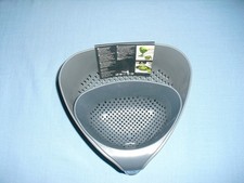 NUEVO Juego de dos coladores de anidación Joseph Joseph esquinas fáciles de verter gris Cocina Esquina Set price