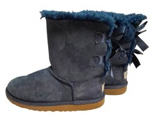 Botines Ùgg Bailey Bow II Niñas Talla 5 Gamuza Forrados de Vellón Invierno Azul Marino Patucos de niña price