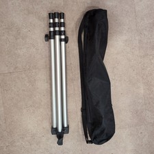 NUEVO.  Soporte trípode caballete de aluminio ajustable con bolsa de transporte.  NUEVO. Easel price