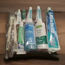 Higiene personal mixta de 10 piezas - pastas dentales, cepillos, enjuague bucal, lavado, bálsamo labial Toothpastes price