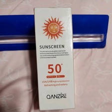 Protector Solar para Rostro y Cuerpo, Bloqueador Solar, FPS 50, Alta Protección Refrescante Acuoso Sun Cremas y Lociones price
