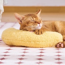 Almohada pequeña en forma de U Almohada de descanso para gatos Almohada de peluche para dormir para mascotas Gato para dormir Sleeping Bolso price