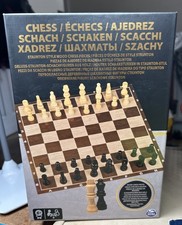 Nuevo juego de ajedrez Taunton de Spin Master piezas de madera y tablero de cartas plegable Chess price