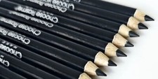 Lápiz delineador de ojos negro impermeable a prueba de manchas de larga duración Eyeliner price
