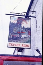 LETRERO ORIGINAL SLIDE PUB RAILWAY TAVERN TETLEY ALES ALES price