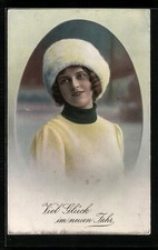 Foto postal R & K / L Nº 1856: saludo de Año Nuevo, mujer joven con gorro de ... Gorro de mujer price