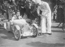 Even pedal cars need a tire re inflation during this race Les Inva- 1935 Photo Pedal Cars price