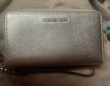 Michael Kors Jet Set Estuche de Teléfono de Viaje Billetera Muñequera Cuero Dorado Card Soporte de mujer price