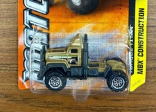Matchbox #21/120 Torque Titan™ Gold 2012 construcción 1:64 MBX Juguete Truck y Construction Vehicle price