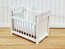 Muebles de vivero miniatura escala 1:12 acabado blanco madera cuna casa de muñecas Habitación de bebé muebles price