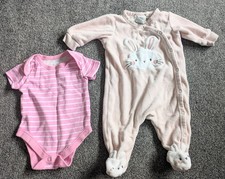 H&M y Matalan Ropa de bebé recién nacido x2 para 0-3 meses - Excelente estado Set de ropa para bebé price