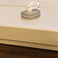 Anillo de banda de eternidad talla 8 medio diamante circonita cúbica en tono plateado sin marca Diamond Eternity Anillo price