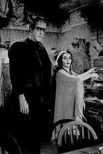 Póster impreso en pared 619160 de Herman y Lily Munster en el desayuno Dining y Cocina Mesa price