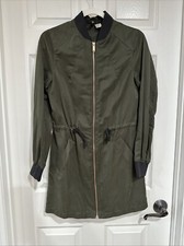 Chaqueta ligera con cremallera H&M Divided para mujer talla 4 cintura ceñida verde oliva usada en excelente estado Jacket de mujer price