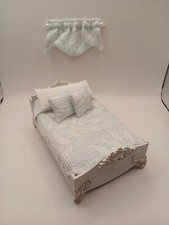 Juego de edredón floral tejido azul y blanco escala 1:12 cenefa tamaño completo no incluido Dormitorio Textiles y Ajuar Set price