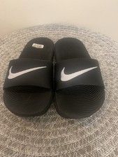 Sandalias Nike Kawa Slide para niños talla 11C negras blancas sin cordones para niños Slippers y Sandals de niño price