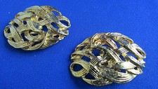 Par De Broches Trenzadas Vintage De Metal Dorado Fantasía O Pendientes De Clip Pendientes de fantasía price