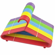 40x BEBÉS NIÑOS NIÑOS PERCHAS DE PLÁSTICO ROPA TELA PLÁSTICO PERCHAS Ropa Percha para bebé price