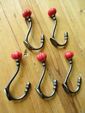 5 GANCHOS PARA ABRIGO HIERRO VINTAGE ASPECTO ANTIGUO SOMBRERO GANCHO LLAVE BAÑO ÁRBOL ENTRADA ROJA Hall Tree price