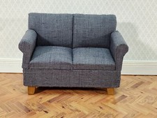 Sofá moderno para casa de muñecas sofá sofá sofá sofá pequeño gris oscuro escala 1:12 miniatura Loveseat price