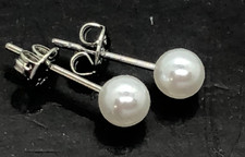 White Pearl Silver tone Stud Earrings (689K) Pearl Pendientes price