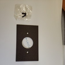 Placa 220v 220 voltios cubierta de salida de metal placa frontal 1-3/8" electrodomésticos de CA recíprocos Electrodomésticos de cocina eléctricos (Display- Outlet) price