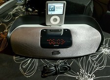 JBL On Beat Rize iPad/iPhone/Mp3 Docking Bedroom Speaker + audio cable Docking Speaker price