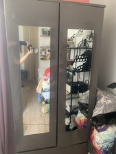 Armoire avec miroirs et penderie Bébé chambre armoire price
