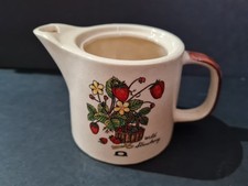 Petit pot à lait pichet vaisselle Strawberry Wild milk jug pitcher dishes Dishes price