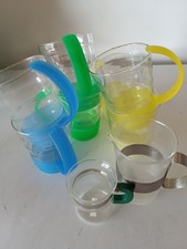 Ensemble vintage (annés 70) de 8 verres/tasses verre et plastique (NEUFS) Ensemble tasses / verres / café price