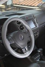 Gris Couture Style PVC Cuir Direction Roue Drapé Housse Bon Adapté 43002b TAILLE Steering Wheel housse price