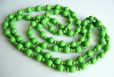LONG COLLIER EN BOIS VERT CITRON ÉTÉ POUR COSTUME FLAMAND, ETC. Costume collier price