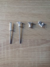 05 RIVET PLAQUE IMMATRICULATION - RIVET ÉCLATÉ ÉTOILE 4 x 20 MM Rivet price