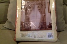 Marissa curtain panel for a family room or a bedroom Bébé chambre rideau price