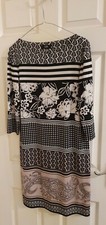 Robe Wallis - Taille S Modeste vêtements price