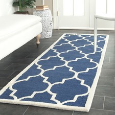 Safavieh Cambridge NAVY / IVORY Wool Runner 2'-6 x 18' - CAM134G-218 Chemin de table Rug price
