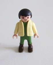 PLAYMOBIL (3138) ENFANT MODERNE - Garçon Pull Vert Doudoune Pantalon Vert Bottes Bottes garçon price