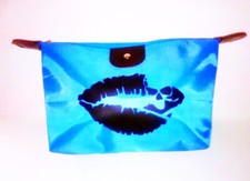 TROUSSE CRAYON MAQUILLAGE CADEAU PEINT MAIN BOUCHE TETE DE MORT BLEU Crayon trousse price
