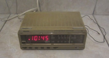 Philips D3202 Electronic Clock Radio Réveil Digital FM M/P L/G Vintage Années 80 Réveils & radios price