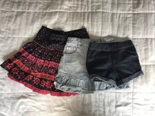 Lot de jupes et shorts fille taille 2 ans Skirt fille price
