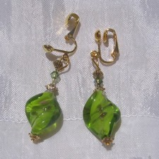Clips Boucles d'oreilles doré perles verre vert Swarovski "PÉTALES VERTES" Swarovski boucles d'oreilles price