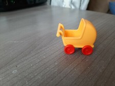 Playmobil landau poussette jaune , Vintage Accessoire pour poussette-landau bébé price