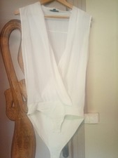 Body blanc cassé grand décolleté  Marque Kiabi Taille L  pas abimé Body femme price