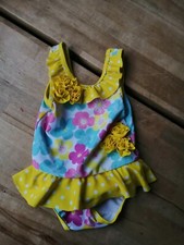 Maillot de bain une pièce Mothercare mignon bébé fille rose bleu fleurs 3-6 mois très bon état Bébé Swimsuit price