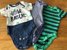 Lot gilet bébé x3 3-6 mois Bébé Undershirt price